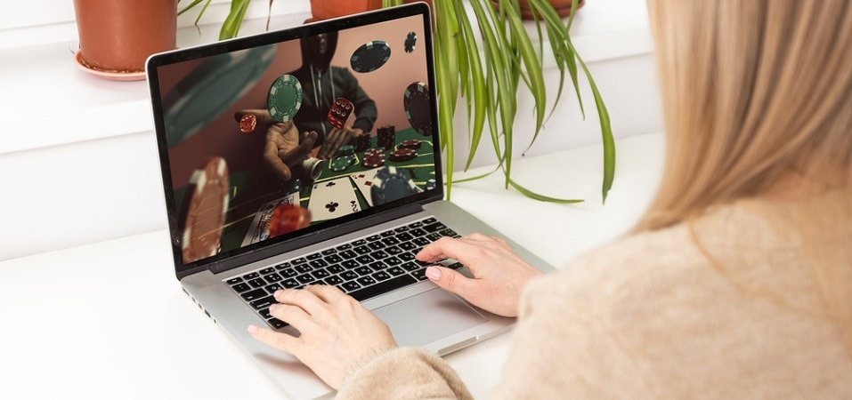 라이브 딜러 홀덤 게임